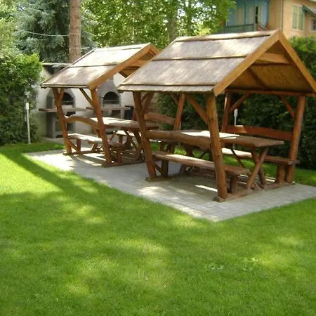 Mandy シオーフォク