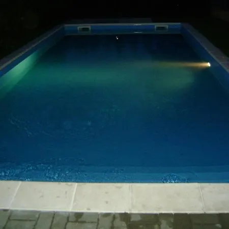 アパート Mandy シオーフォク